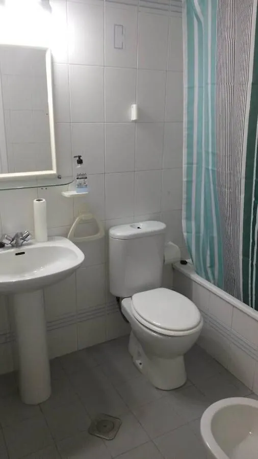 Apartamento Wifi,Parking Y Piscina En Frente Fibes Hotel Seville